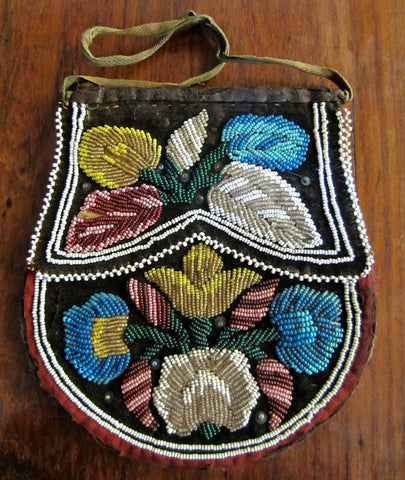 Old Iroquois Beaded Velvet Purse