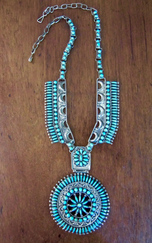 Unique 1930s Fine Zuni Needlepoint Necklace