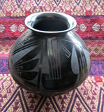 Exquisite Oscar Quezada Black on Black Design Pot from Mata-Ortiz