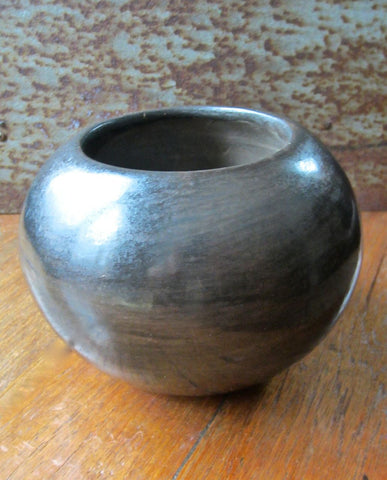 Vintage Lupita Martinez Black Ware Pot from San Ildefonso Pueblo